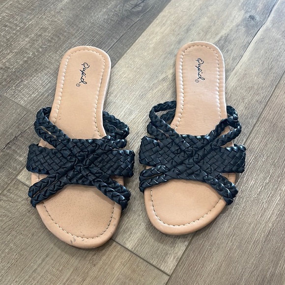 Boutique sandals - Picture 1 of 1